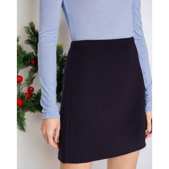 (50% OFF) NWT - Club Monaco Centie Mini Skirt in Navy Blue Size: 12 MSRP: $150 - Picture 1 of 5